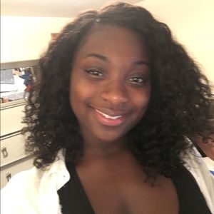 Meet your Posher, Sali